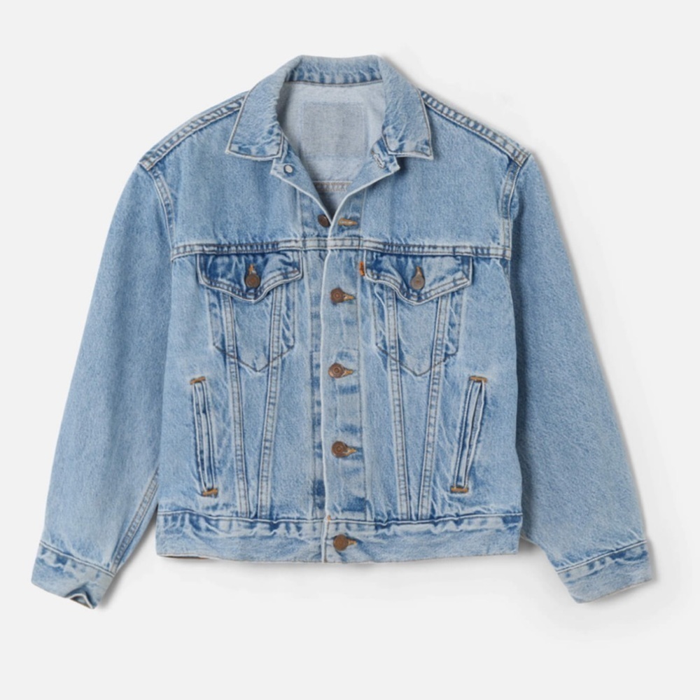 RE/DONE Oversized Trucker Jacket in light wash denim Size 26 SAMPLE